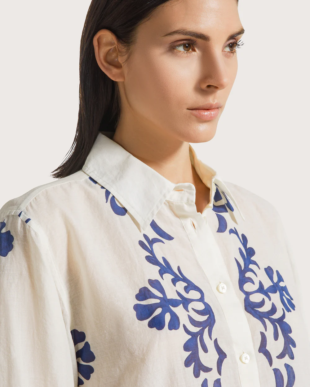 Camicia stampa ornamentale su mussola