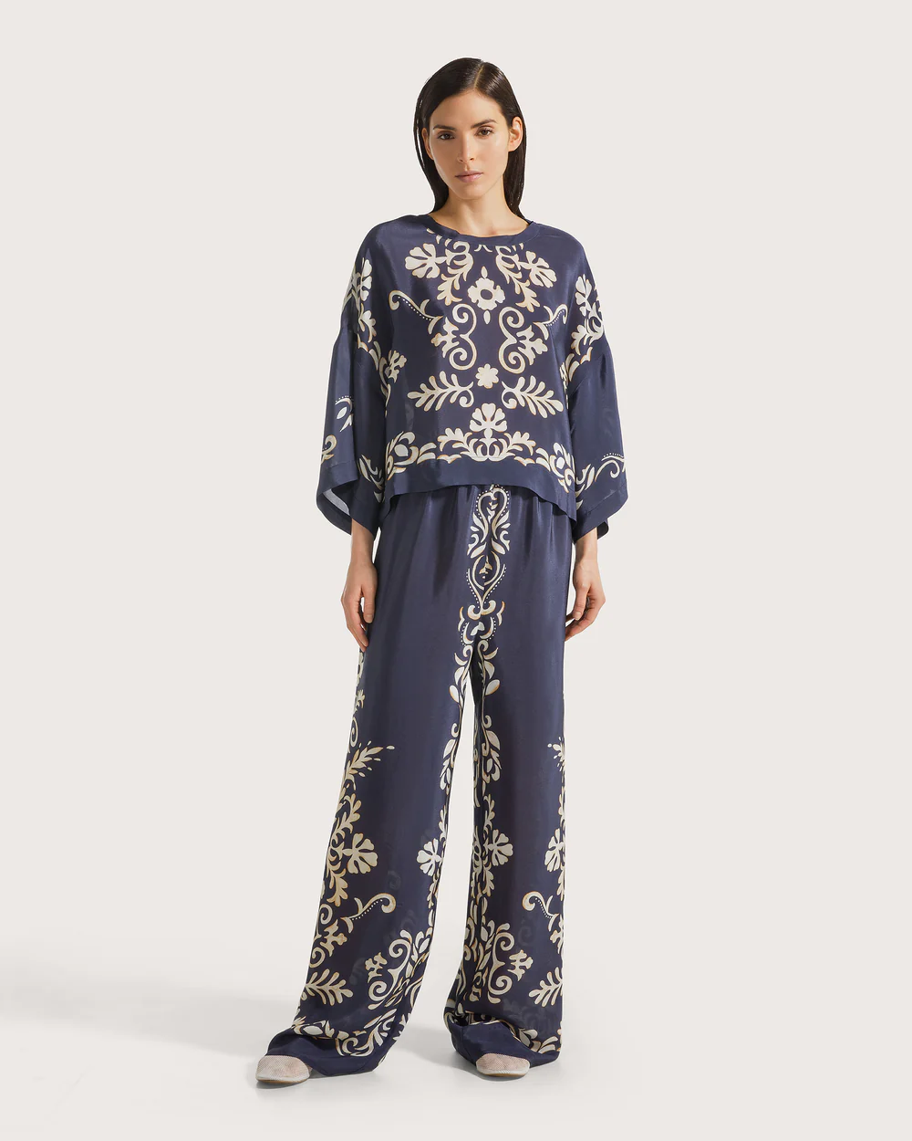 Pantalone stampa ornamentale su viscosa