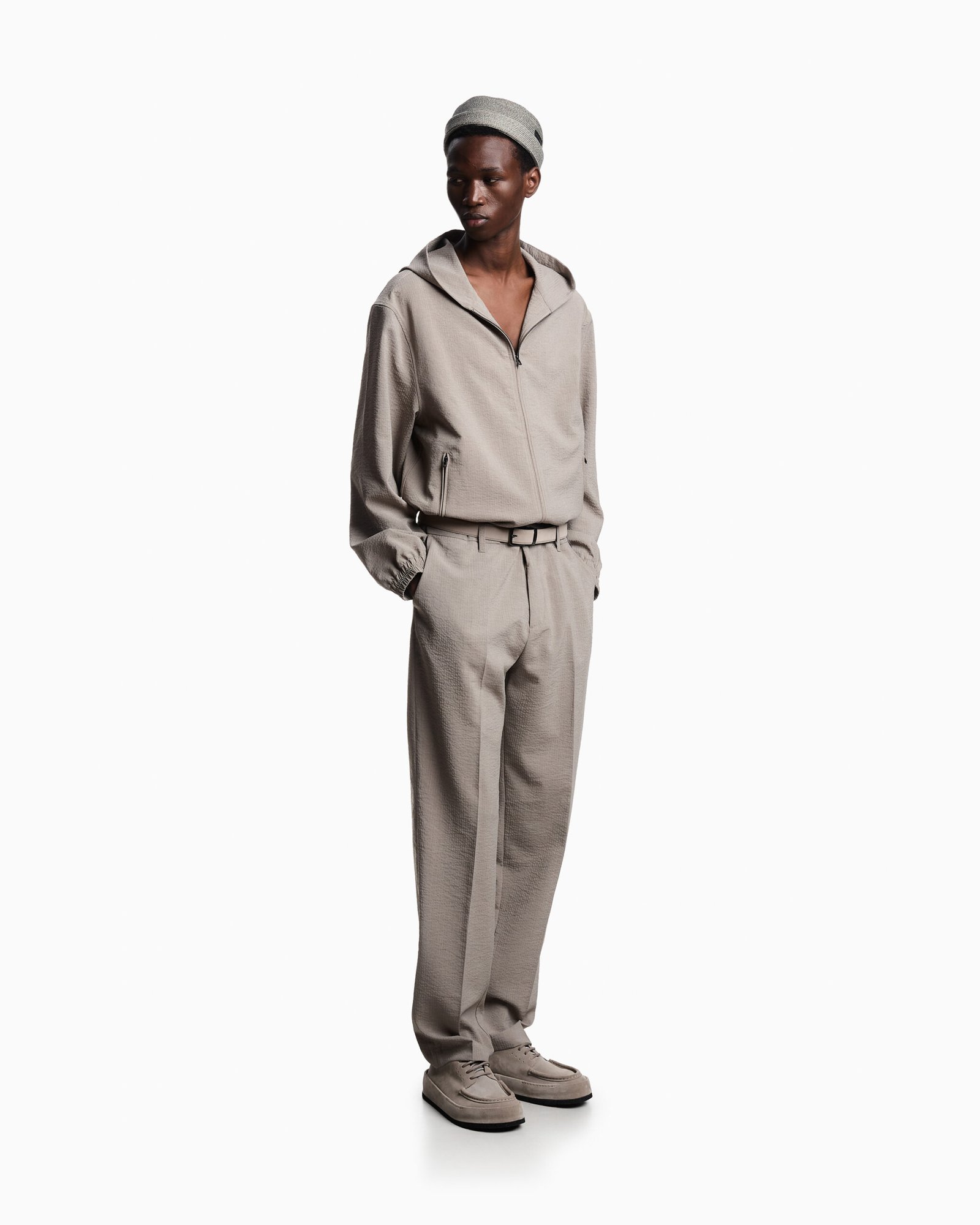 Giubbotto uomo con zip e cappuccio Emporio Armani