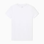 T-shirt Armani Exchange dal taglio moderno, perfetta per un look casual e di tendenza.